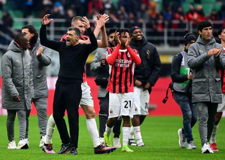 Sergio Conceicao and his Milan players كونسيساو ميلان