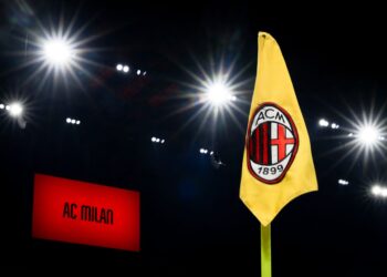 AC Milan logo crest ميلان