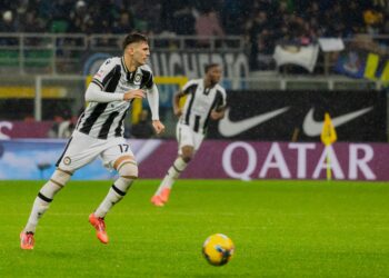 Udinese Lorenzo Lucca during a match with Inter Milan
