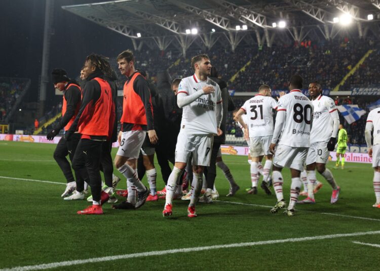 Santiago Gimenez سانتياغو خيمينيز ميلان milan