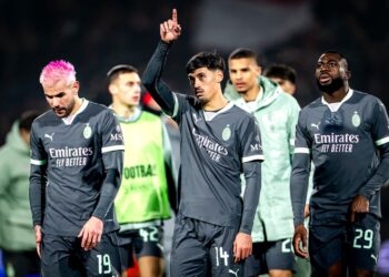 AC Milan players dejected ميلان