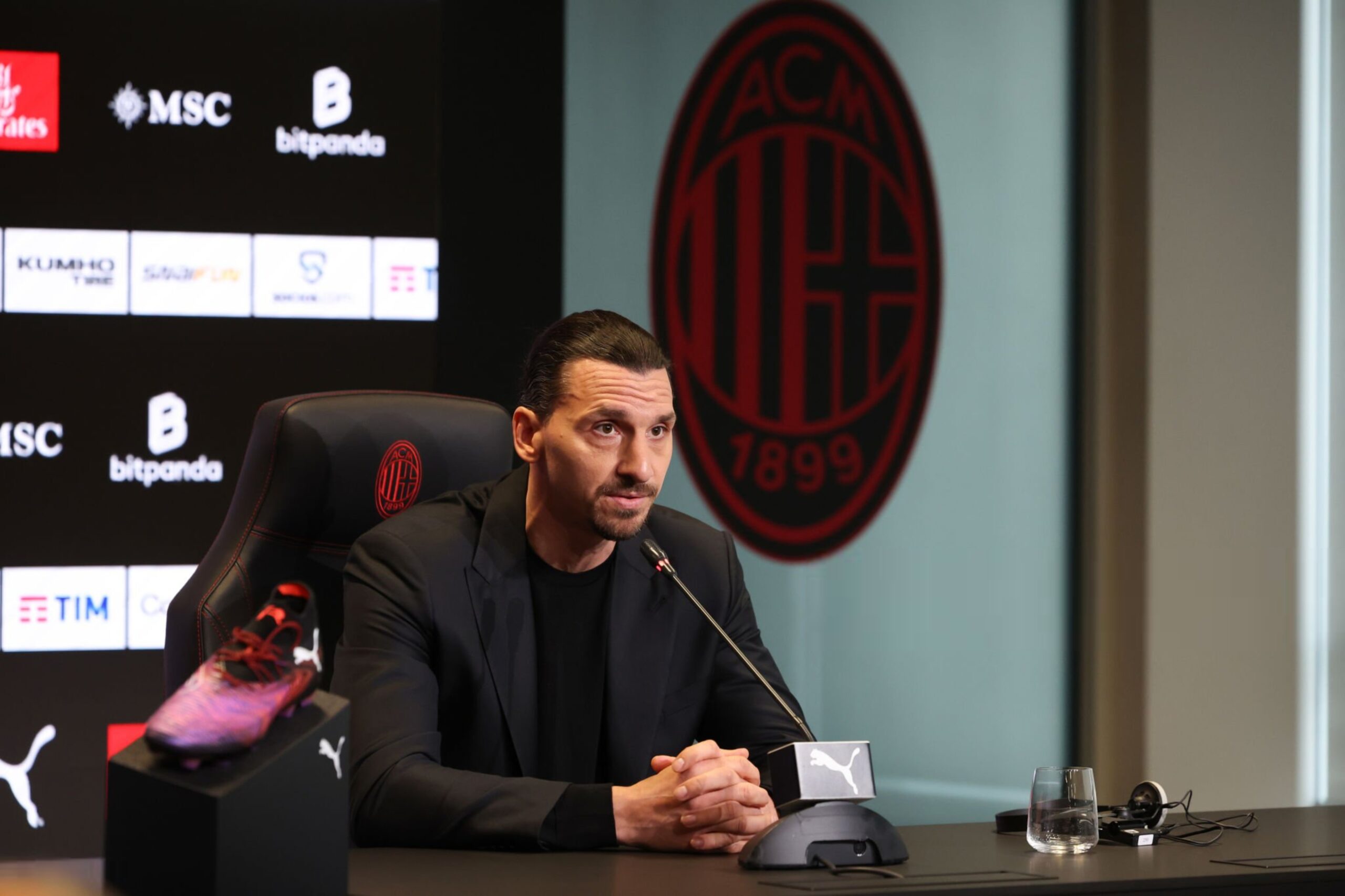 Zlatan Ibrahimovic AC Milan ميلان إبراهيموفيتش