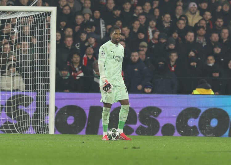 Mike Maignan Milan ميلان مينيون