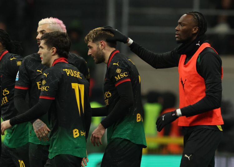 Milan players ميلان