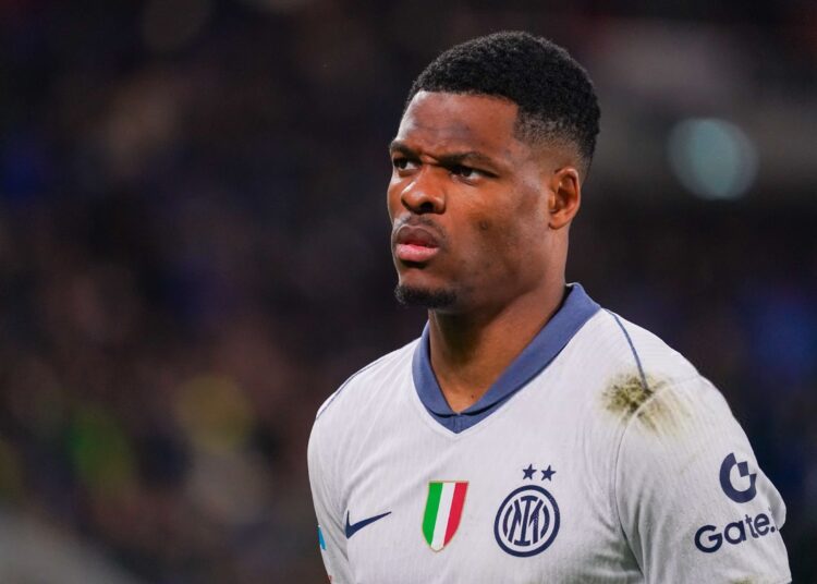 Denzel Dumfries دومفريس