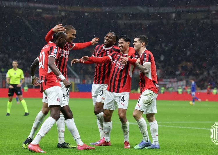 AC Milan players celebrate ميلان