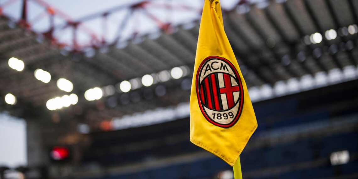 AC Milan logo ميلان