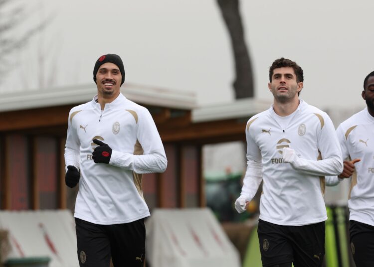 Tijjani Reijnders Christian Pulisic AC Milan ميلان بوليسيك