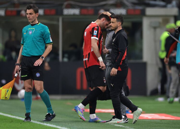 Santiago Gimenez AC Milan ميلان سانتياغو Alessandro Florenzi فلورينزي خيمينيز