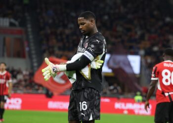 AC Milan Mike Maignan مينيون ميلان