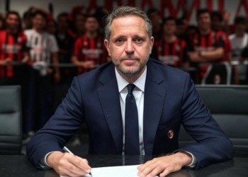 باراتيتشي في ميلان: الرجل المنقذ أم فوضى جديدة؟