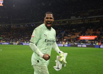 Mike Maignan AC Milan ميلان مينيون
