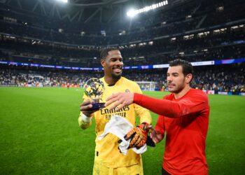 Theo Hernandez and Mike Maignan AC Milan ميلان ثيو مينيون