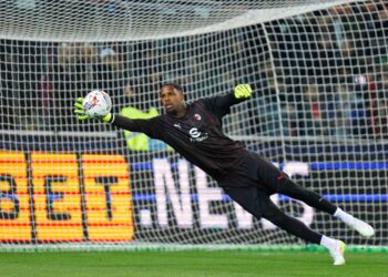 Mike Maignan AC Milan ميلان مينيون