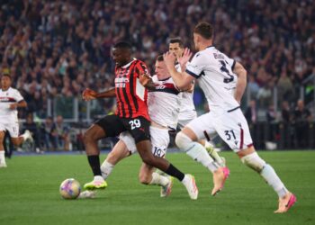Milan lose Coppa Italia final 0-1 vs Bologna and the fans voice their anger