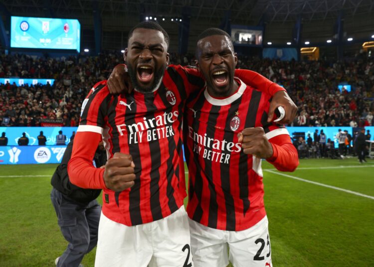 Youssouf Fofana and Fikayo Tomori AC Milan ميلان يوسف فوفانا توموري