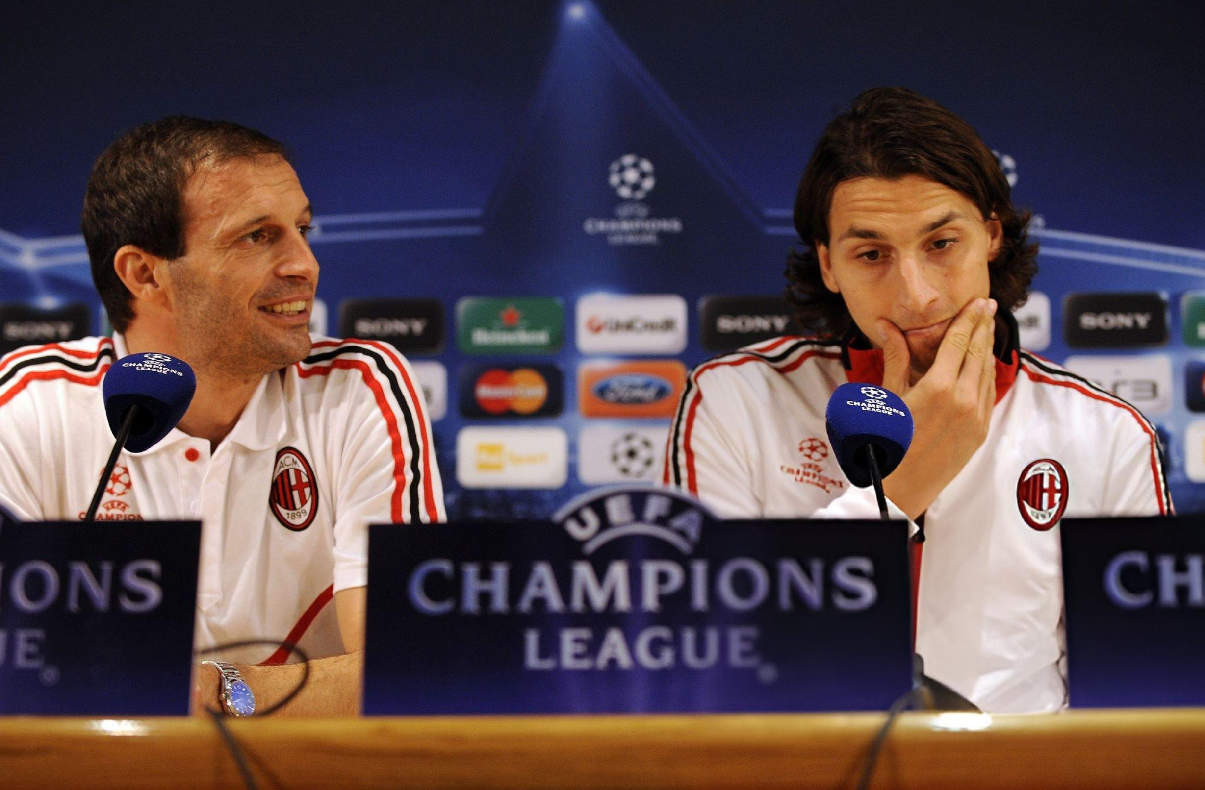 Zlatan Ibrahimovic and Massimiliano Allegri of AC Milan ميلان أليغري إبراهيموفيتش