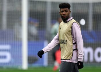 AC Milan's Emerson Royal إيمرسون رويال ميلان