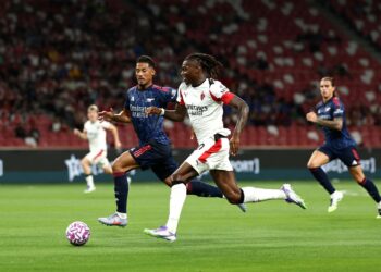 Rafael Leao AC Milan ميلان لياو vs Arsenal's Saliba