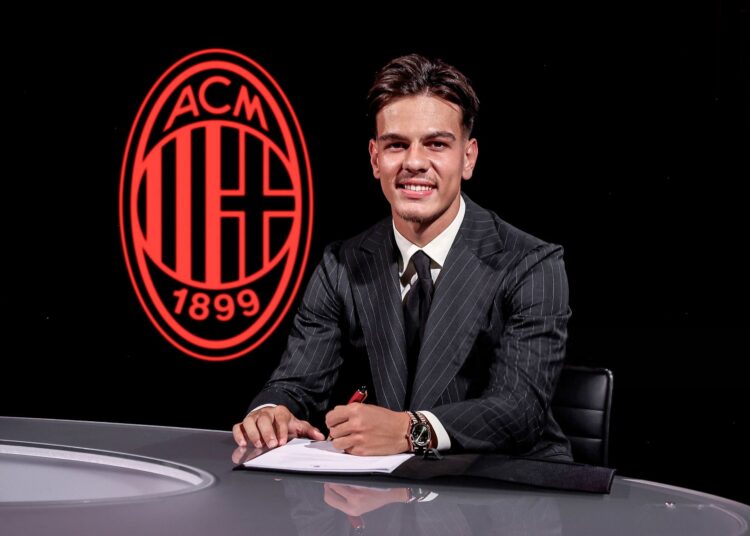 Ardon Jashari جاشاري ميلان AC Milan