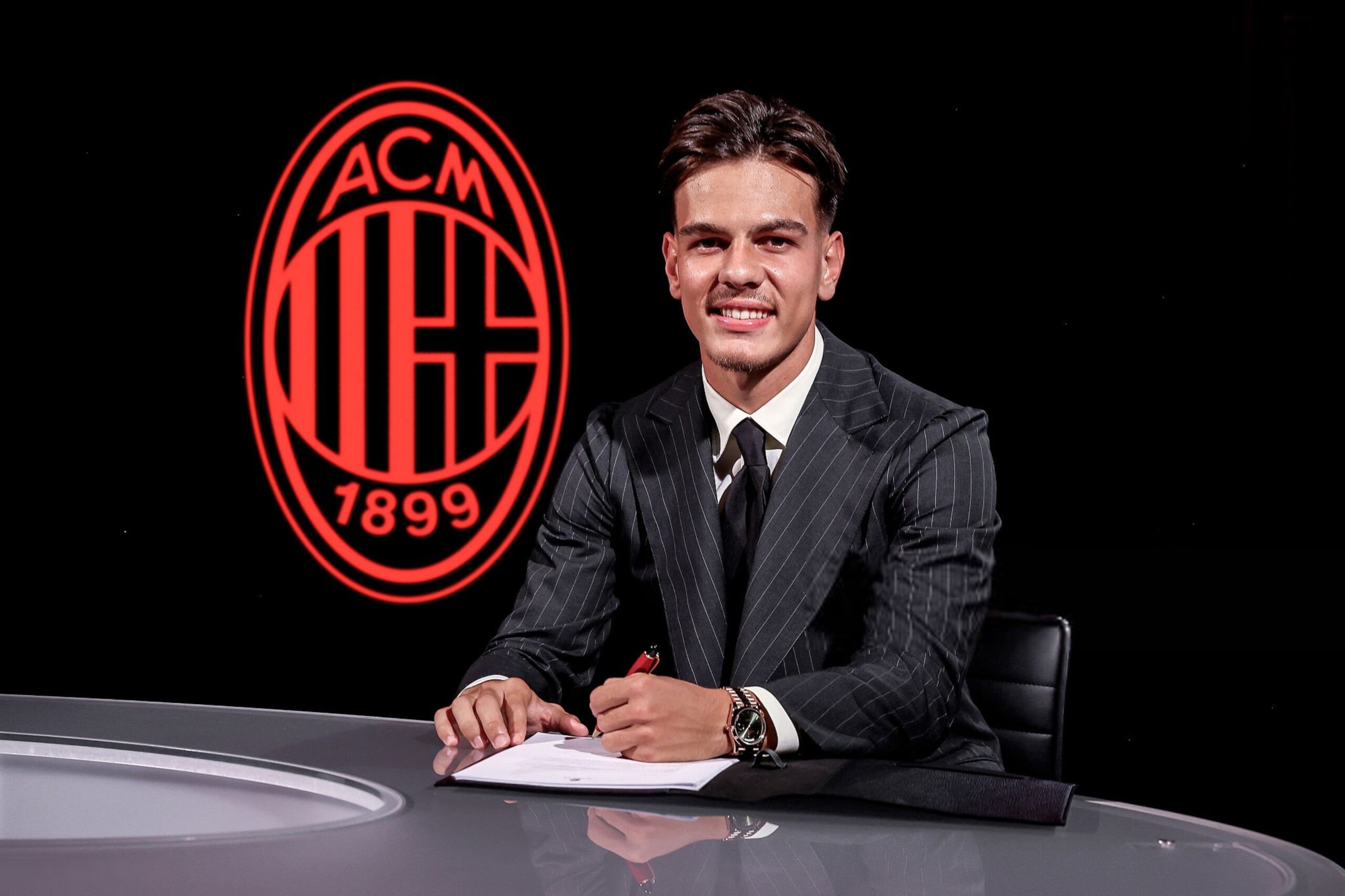 Ardon Jashari جاشاري ميلان AC Milan