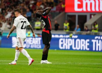 AC Milan Youssouf Fofana dejected يوسف فوفانا ميلان