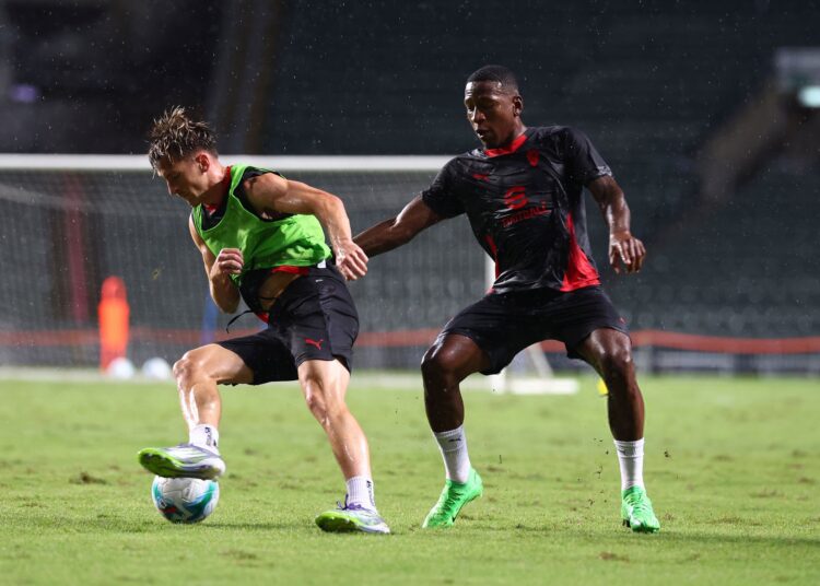 Alexis Saelemaekers Pervis Estupinan AC Milan ميلان إستوبينان ساليماكرز