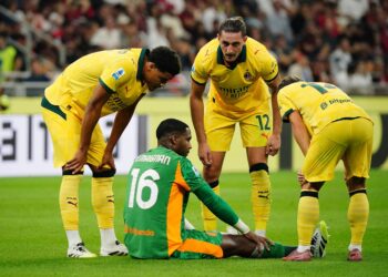 Maignan and AC Milan teammates