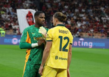 Mike Maignan and Adrien Rabiot AC Milan ميلان رابيو مينيون