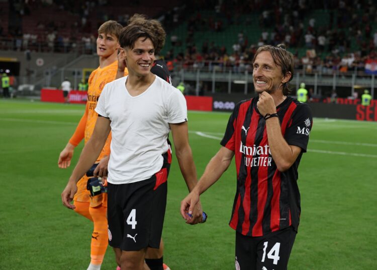 Luka Modric Samuele Ricci AC Milan ميلان مودريتش ريتشي