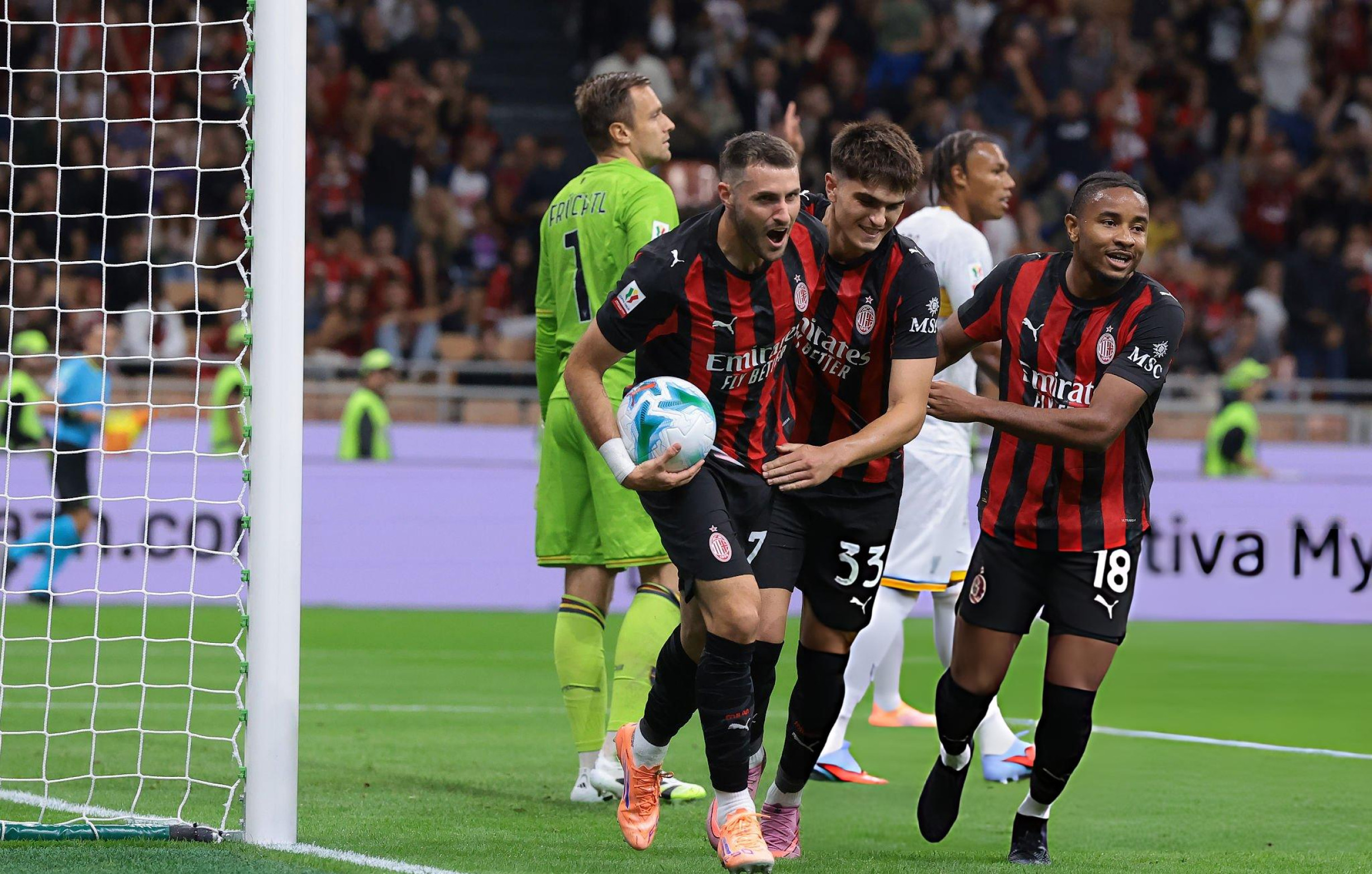 Santiago Gimenez, Davide Bartesaghi, and Christopher Nkunku of AC Milan ميلان سانتياغو خيمينيز كريستوفر نكونكو و بارتيساغي