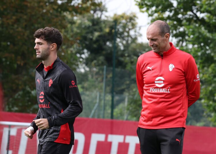 Massimiliano Allegri and Christian Pulisic أليغري بوليسيك ميلان Milan