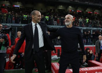 Massimiliano Allegri Stefano Pioli بيولي أليغري ميلان