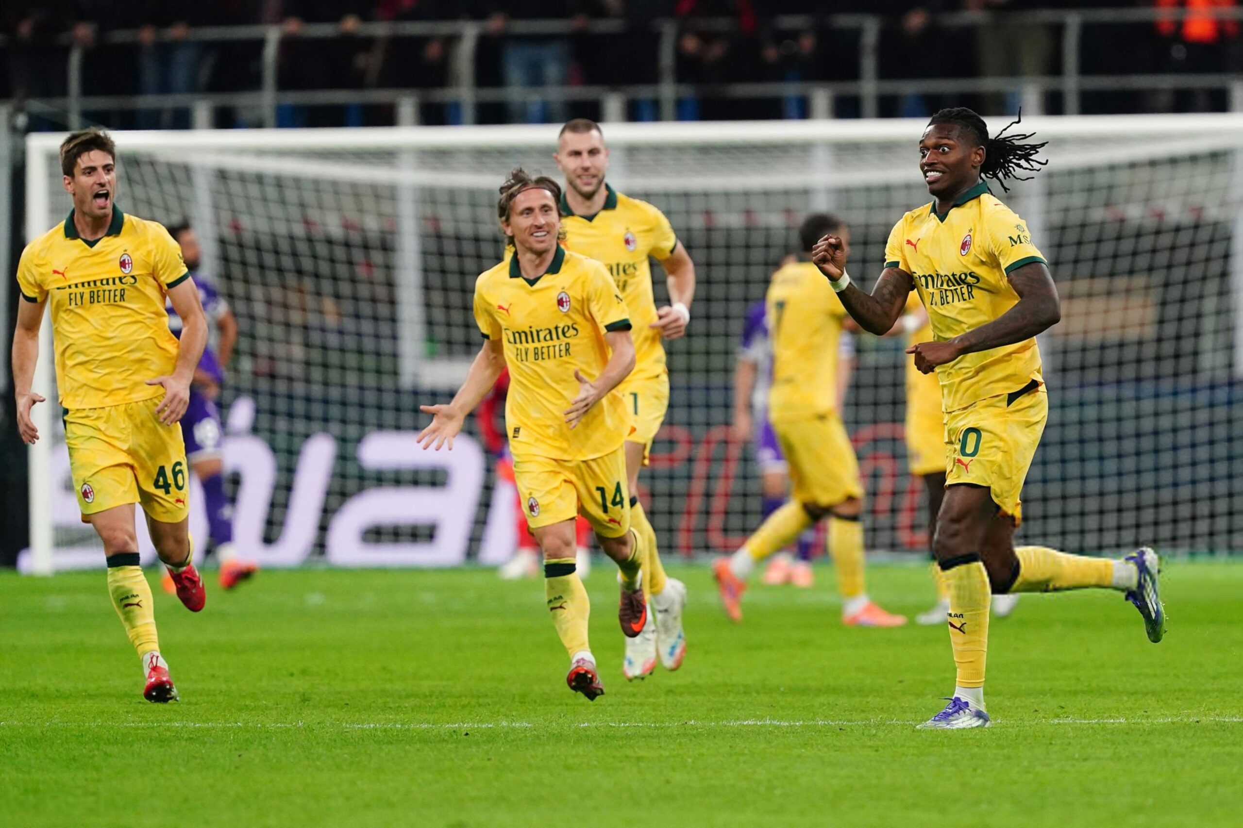 Rafael Leao Luka Modric Matteo Gabbia Milan ميلان مودريتش غابيا لياو