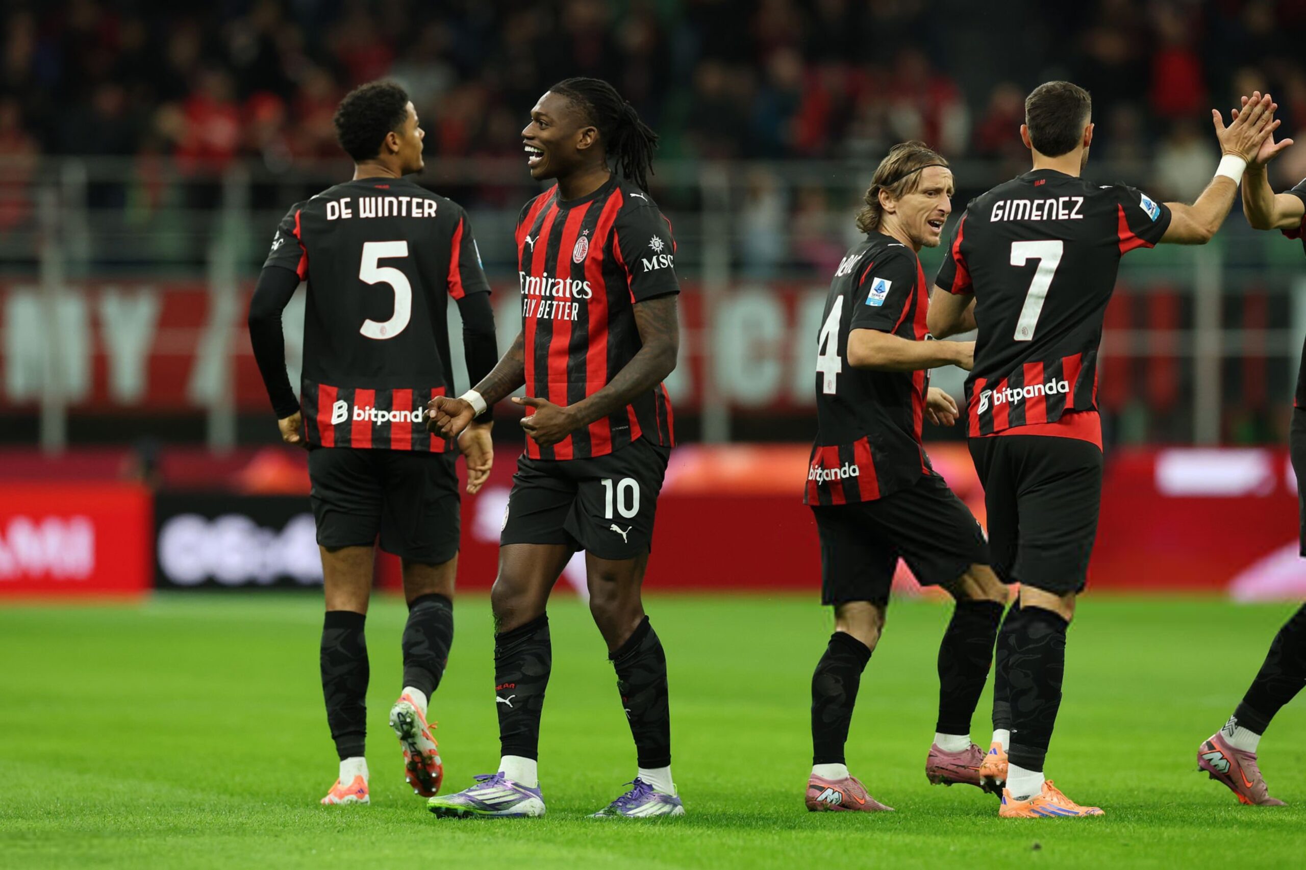 AC Milan players celebrate ميلان
