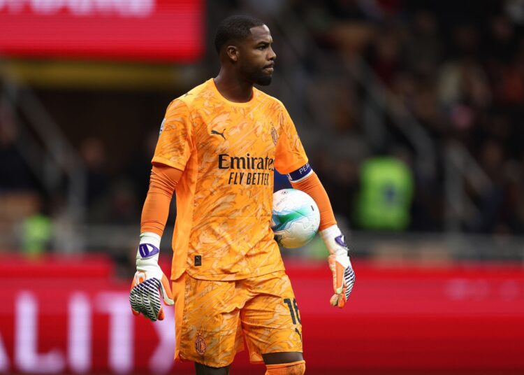 Mike Maignan AC Milan ميلان مينيون