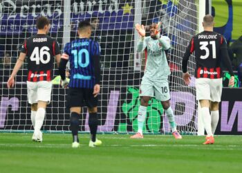 Mike Maignan Milan ميلان مينيون