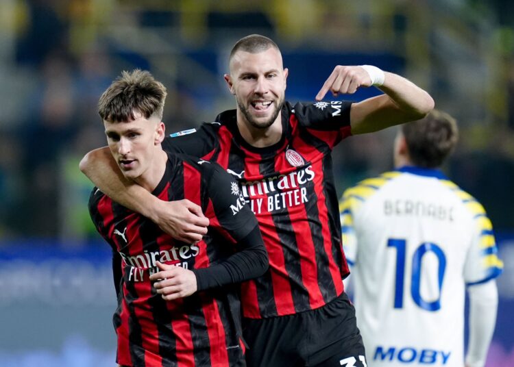Strahinja Pavlovic Alexis Saelemaekers AC Milan ميلان ساليماكرز بافلوفيتش