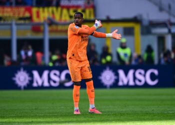 Mike Maignan of AC Milan