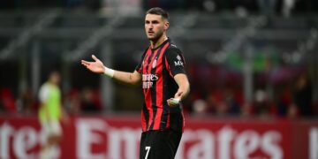 Santiago Gimenez Milan ميلان سانتياغو خيمينيز