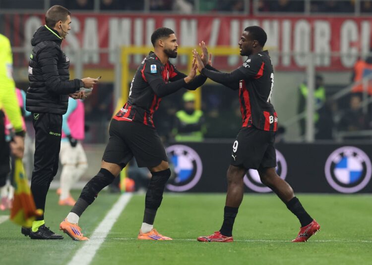 Loftus-Cheek and Youssouf Fofana of AC Milan