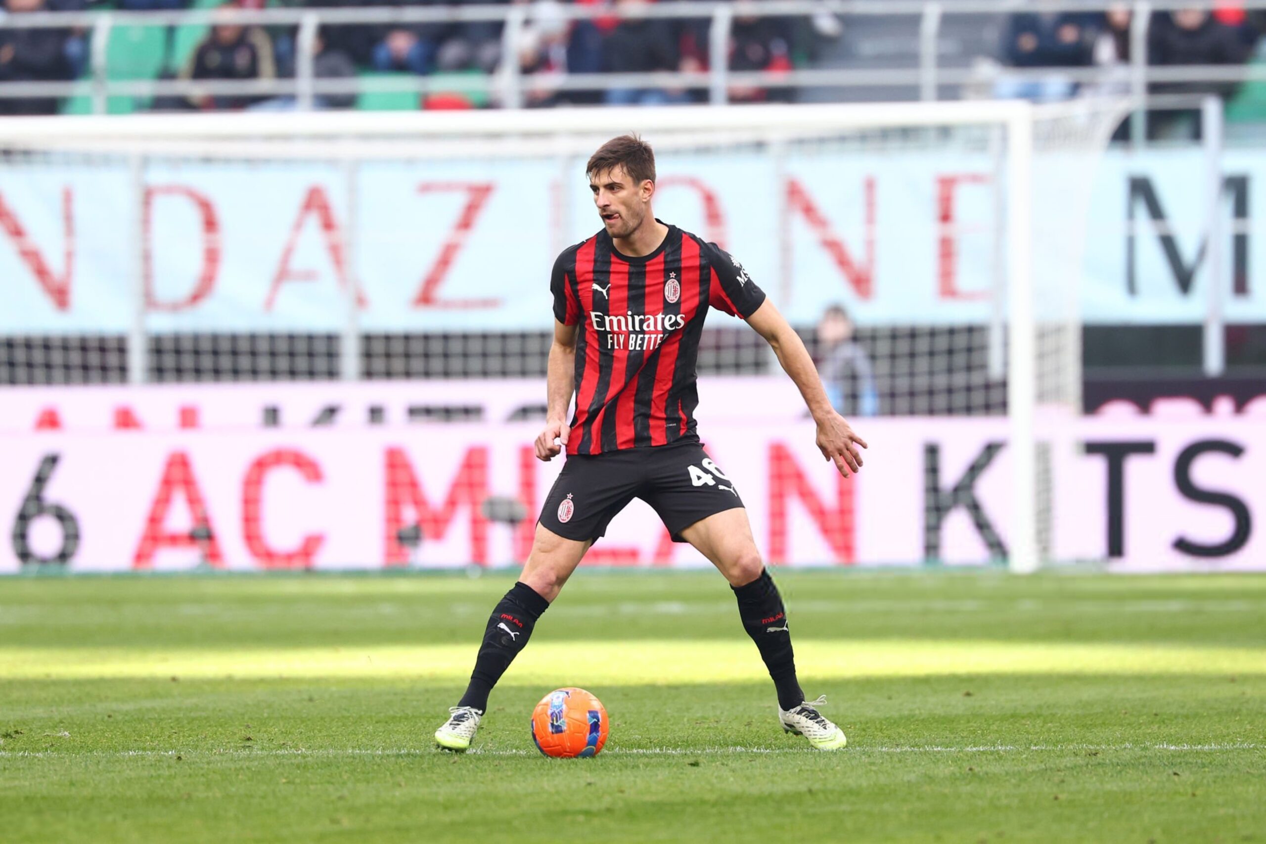 Matteo Gabbia AC Milan ميلان غابيا