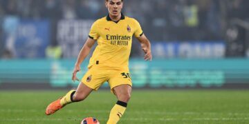 Ardon Jashari of AC Milan