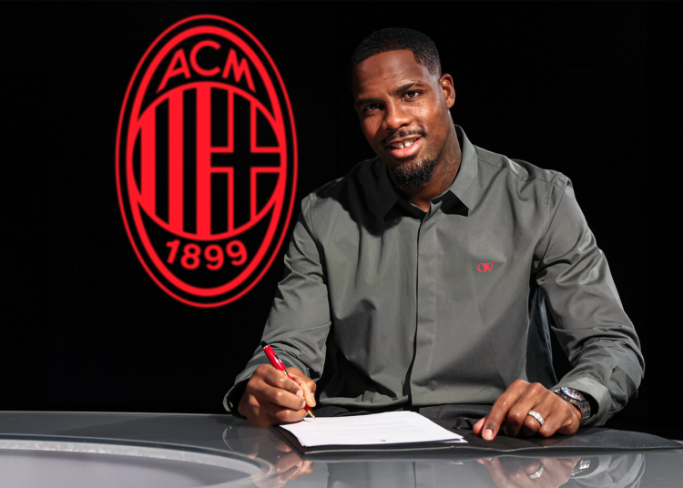 Official: Maignan signs on a contract renewal with AC Milan until 2031