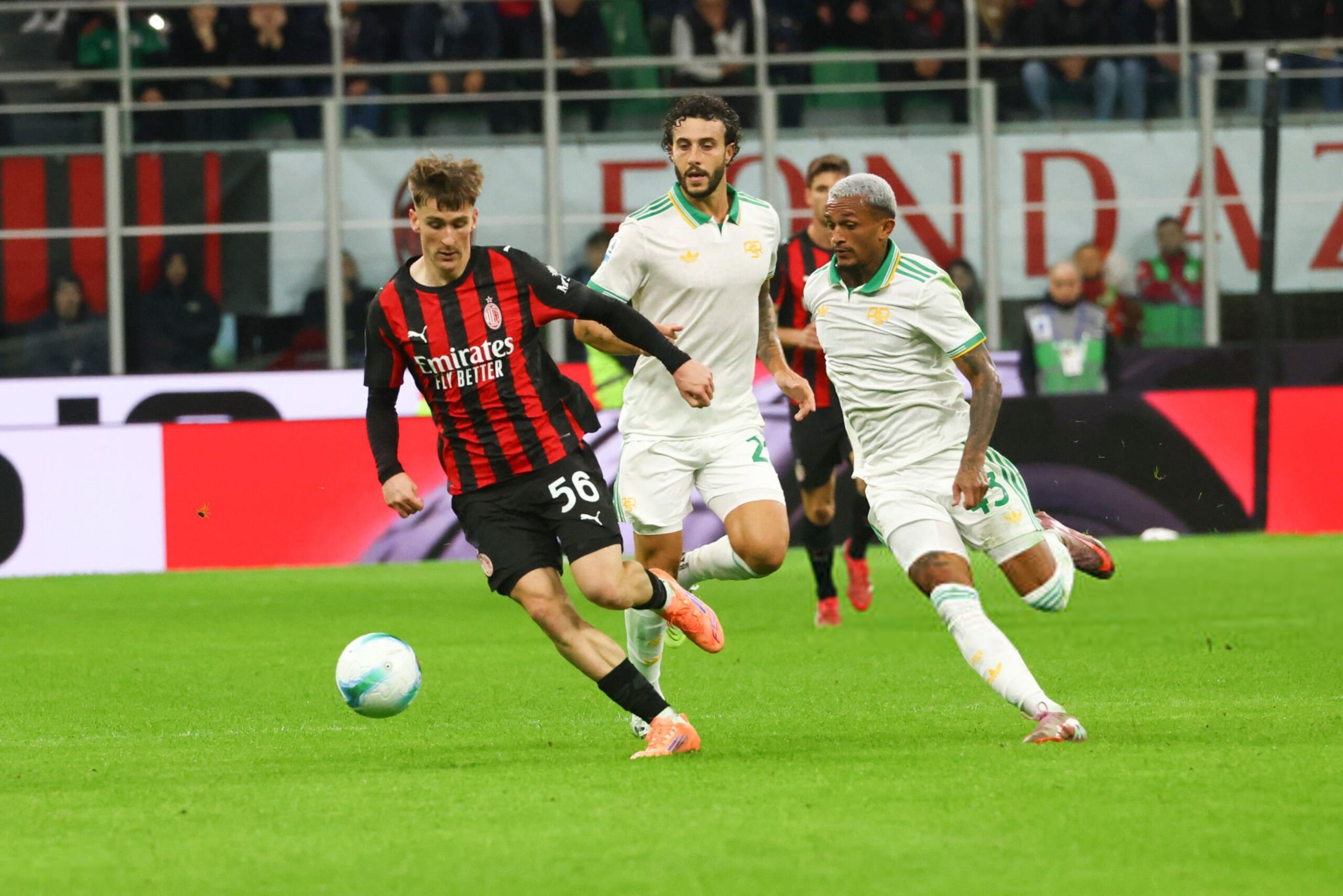 Saelemaekers Milan ميلان ساليماكرز