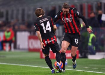 Luka Modric Adrien Rabiot AC Milan ميلان رابيو مودريتش
