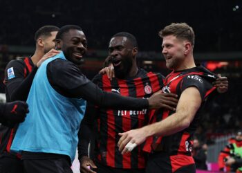 AC Milan players celebrate Fullkrug's goal