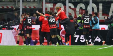 AC Milan players celebrating ميلان