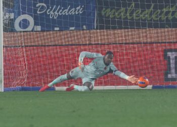 Mike Maignan AC Milan ميلان مينيون