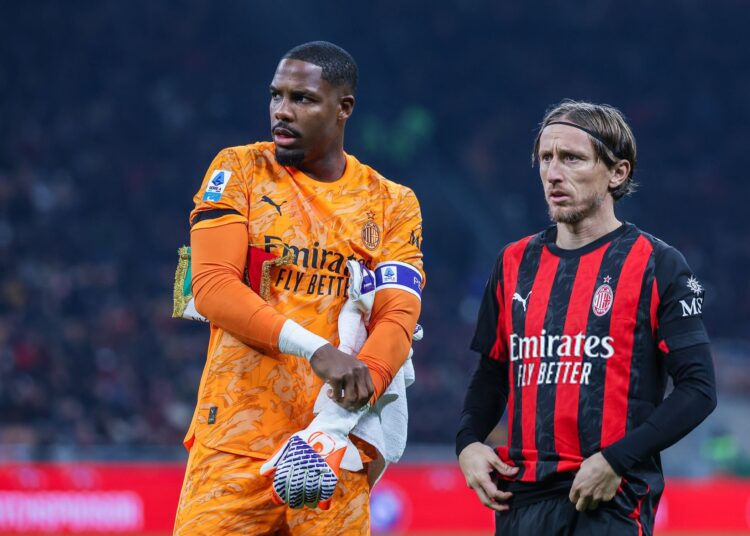 Luka Modric Mike Maignan AC Milan ميلان مينيون مودريتش
